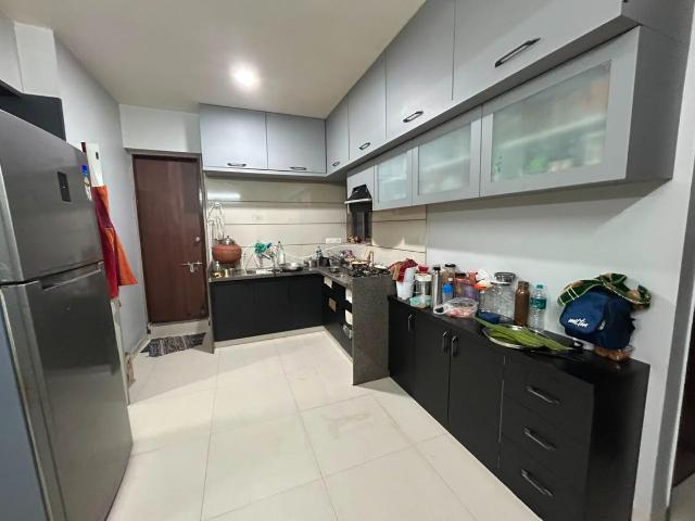3 BHK Apartment in Shilaj for rent Ahmedabad. The reference number is 21021704