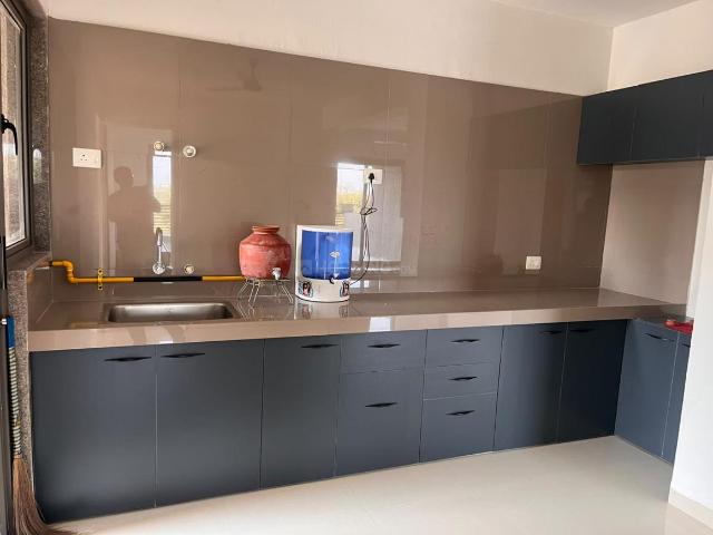 3 BHK Apartment in Shilaj for rent Ahmedabad. The reference number is 21373313