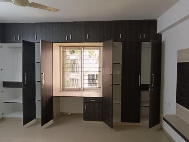 3 BHK Apartment in Shilpa Hills for rent Hyderabad. The reference number is 18695897