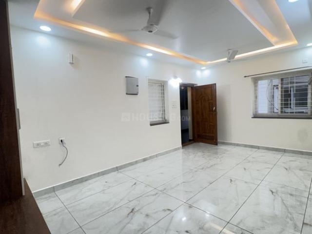 3 BHK Apartment in Shilpa Hills for rent Hyderabad. The reference number is 21193062