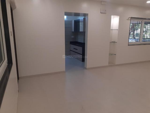 3 BHK Apartment in Shivaji Nagar for rent Pune. The reference number is 19939705