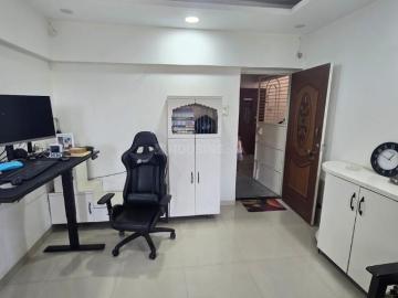 3 BHK Apartment in Shivaji Nagar for rent Pune. The reference number is 20453787