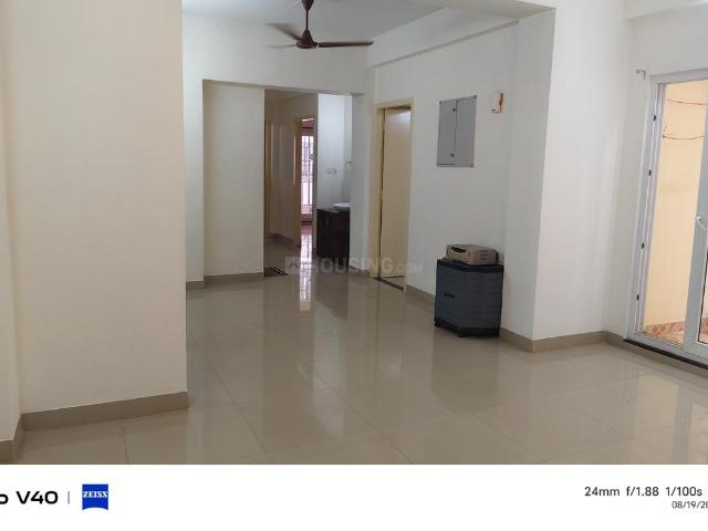 3 BHK Apartment in Sholinganallur for rent Chennai. The reference number is 20996070