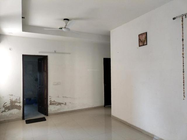 3 BHK Apartment in Siddharth Vihar for rent Ghaziabad. The reference number is 19225319