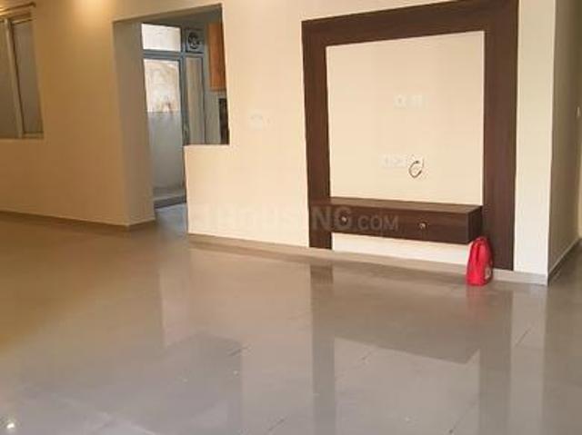3 BHK Apartment in Siddharth Vihar for rent Ghaziabad. The reference number is 19772454