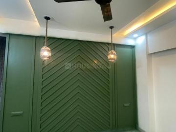 3 BHK Apartment in Siddharth Vihar for rent Ghaziabad. The reference number is 20565181