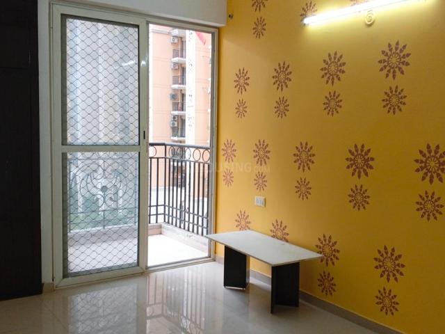 3 BHK Apartment in Siddharth Vihar for rent Ghaziabad. The reference number is 20652196