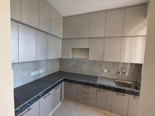 3 BHK Apartment in Siddharth Vihar for rent Ghaziabad. The reference number is 21347556