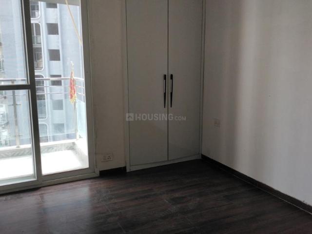 3 BHK Apartment in Siddharth Vihar for resale Ghaziabad. The reference number is 20643769