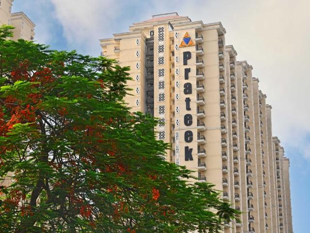 3 BHK Apartment in Siddharth Vihar for resale Ghaziabad. The reference number is 20677237