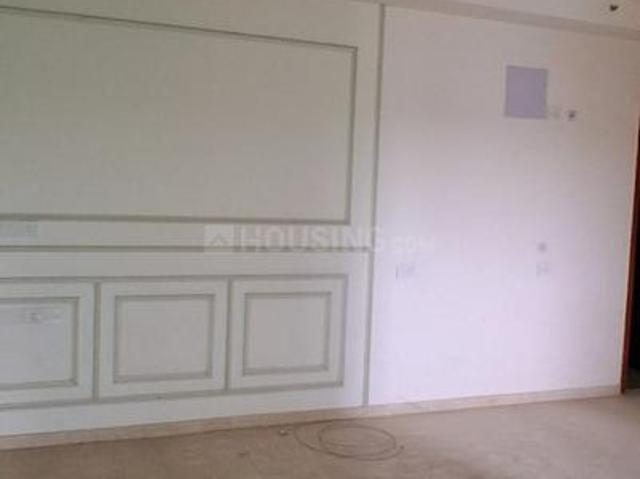 3 BHK Apartment in Siddharth Vihar for resale Ghaziabad. The reference number is 20679202