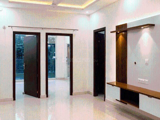 3 BHK Apartment in Siddharth Vihar for resale Ghaziabad. The reference number is 21057532