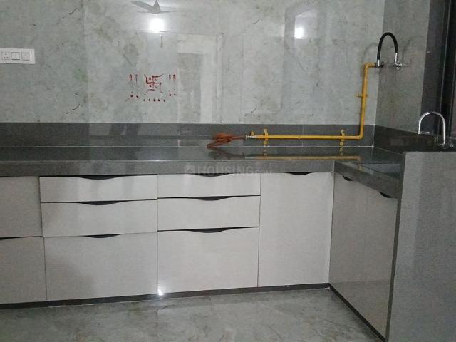 3 BHK Apartment in Sima Nagar for rent Surat. The reference number is 19063167
