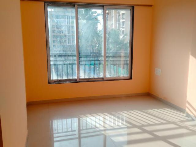 3 BHK Apartment in Sion for rent Mumbai. The reference number is 18283648