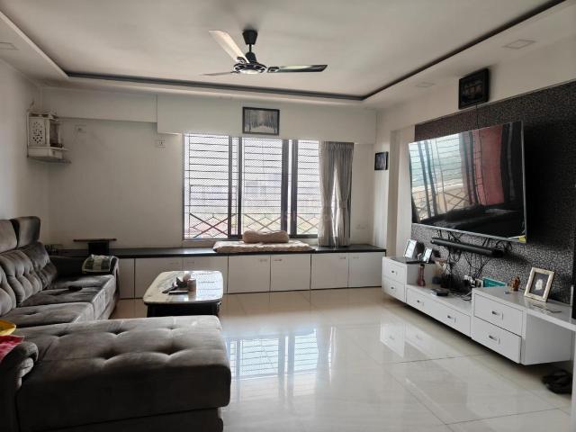 3 BHK Apartment in Sion for rent Mumbai. The reference number is 19971400