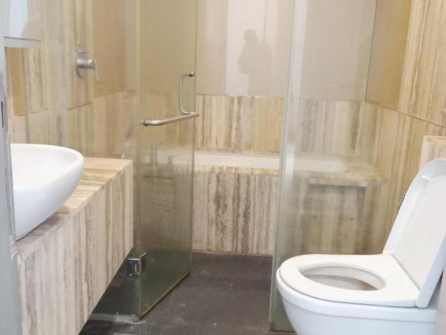 3 BHK Apartment in Sion for rent Mumbai. The reference number is 20443920