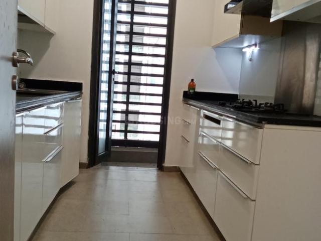 3 BHK Apartment in Sion for rent Mumbai. The reference number is 20070413