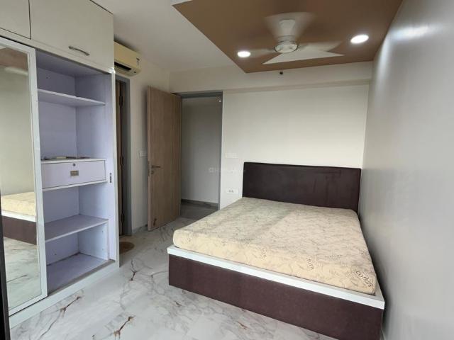 3 BHK Apartment in Sion for rent Mumbai. The reference number is 21023187