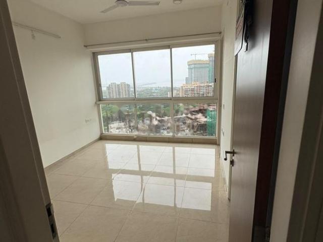 3 BHK Apartment in Sion for rent Mumbai. The reference number is 21249248