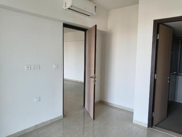 3 BHK Apartment in Sion for resale Mumbai. The reference number is 19929973