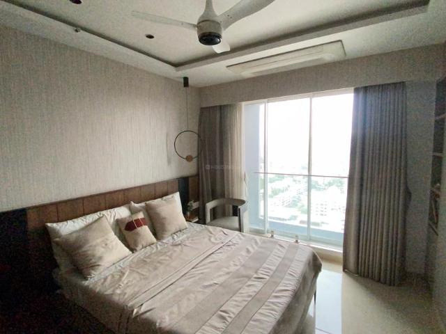 3 BHK Apartment in Sion for resale Mumbai. The reference number is 21036618