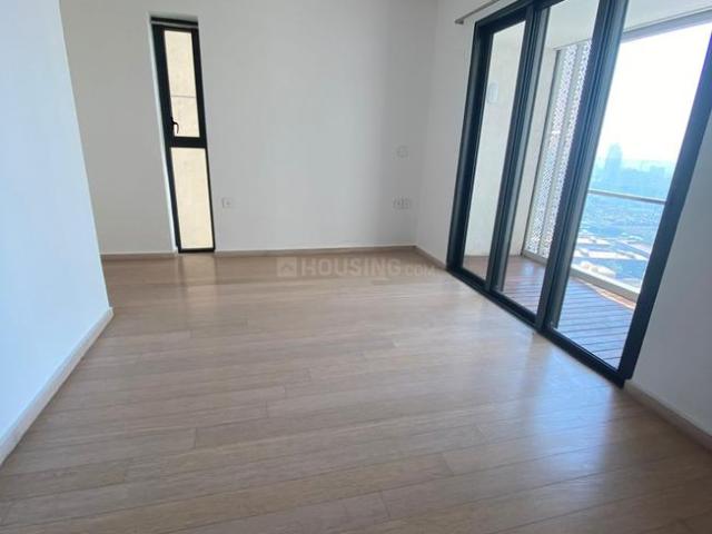 3 BHK Apartment in Sion for resale Mumbai. The reference number is 21141198