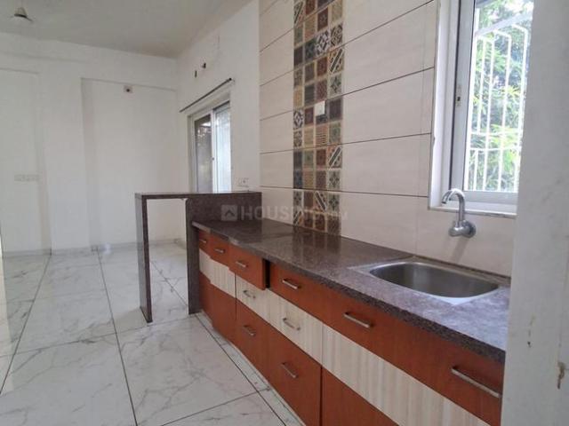 3 BHK Apartment in Subhanpura for rent Vadodara. The reference number is 21180966