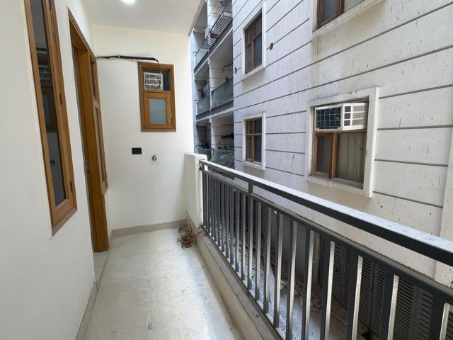 3 BHK Apartment in Sultanpur for resale New Delhi. The reference number is 20378637