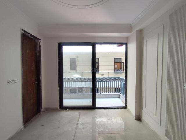 3 BHK Apartment in Sultanpur for resale New Delhi. The reference number is 20447535
