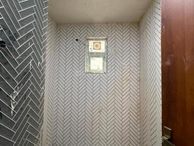 3 BHK Apartment in Sultanpur for resale New Delhi. The reference number is 21247918