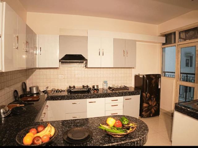3 BHK Apartment in Sushant Golf City for resale Lucknow. The reference number is 21061477