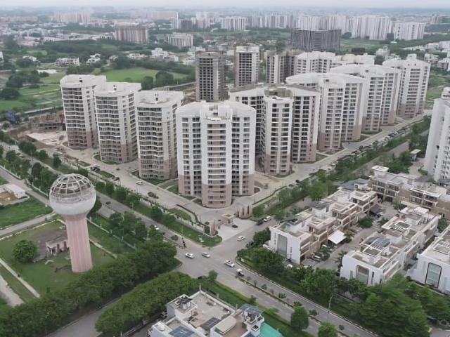 3 BHK Apartment in Sushant Golf City for resale Lucknow. The reference number is 21181141