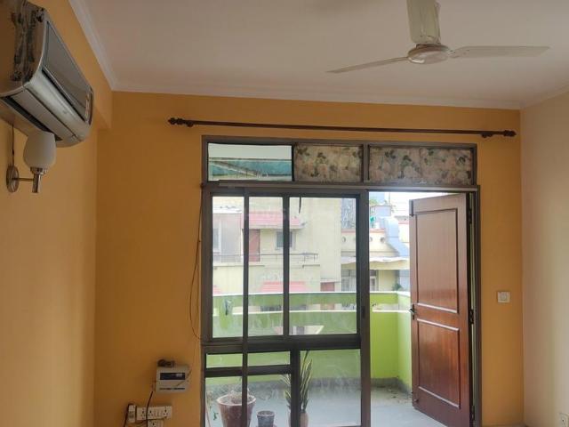 3 BHK Apartment in Sushant Lok Phase 1 for rent Gurgaon. The reference number is 20086525