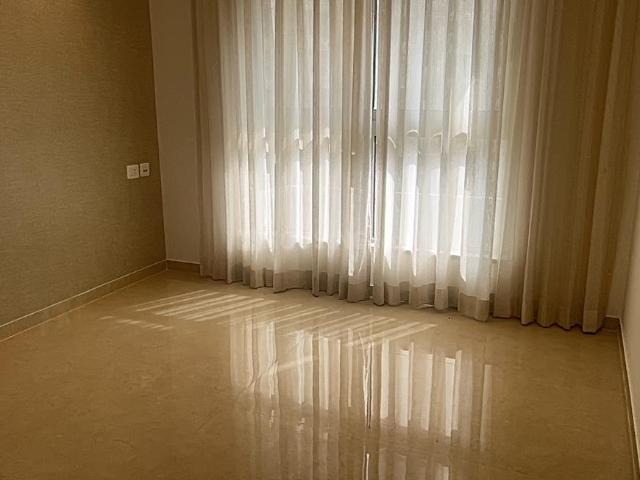 3 BHK Apartment in Powai for rent Mumbai. The reference number is 18944190