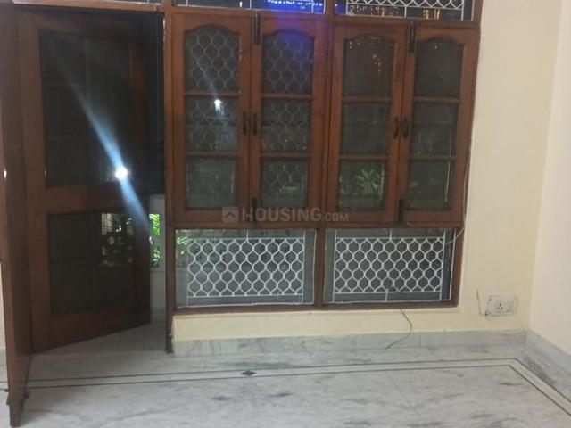 3 BHK Apartment in Patparganj for rent New Delhi. The reference number is 20058283