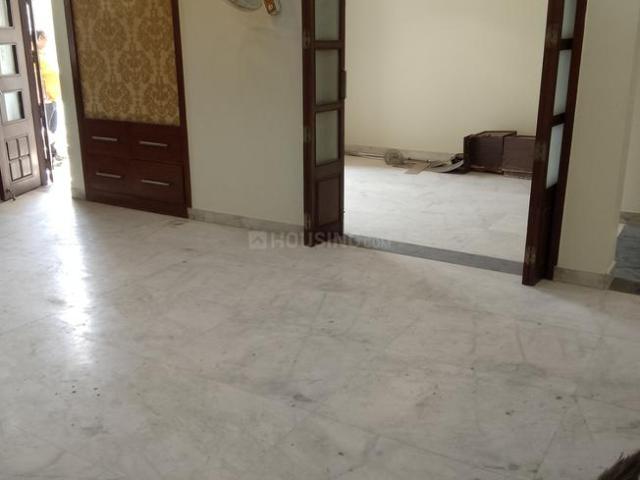 3 BHK Apartment in Patparganj for resale New Delhi. The reference number is 13893136