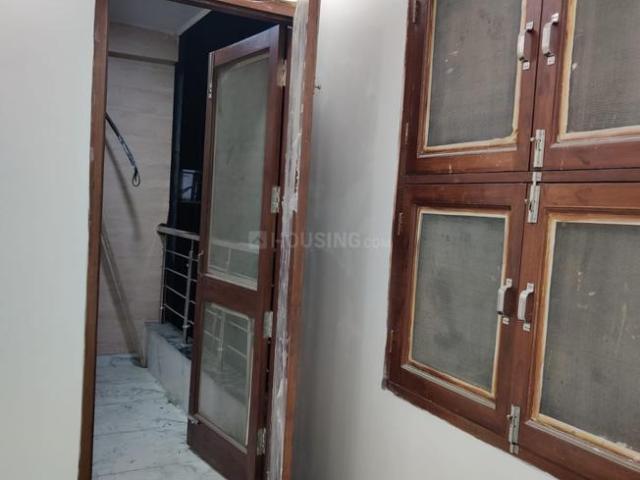 3 BHK Apartment in Patparganj for resale New Delhi. The reference number is 18787143