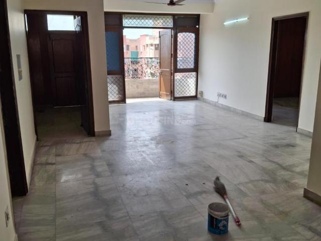 3 BHK Apartment in Patparganj for resale New Delhi. The reference number is 19775981