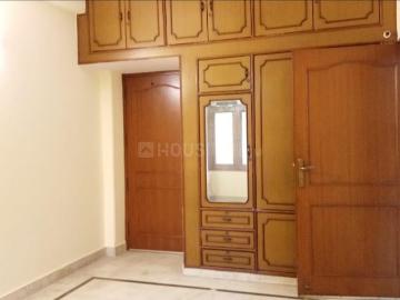 3 BHK Apartment in Patparganj for resale New Delhi. The reference number is 20364700
