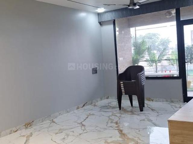3 BHK Apartment in Patparganj for resale New Delhi. The reference number is 20968312