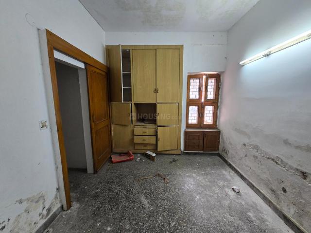 3 BHK Apartment in Patparganj for resale New Delhi. The reference number is 21152079
