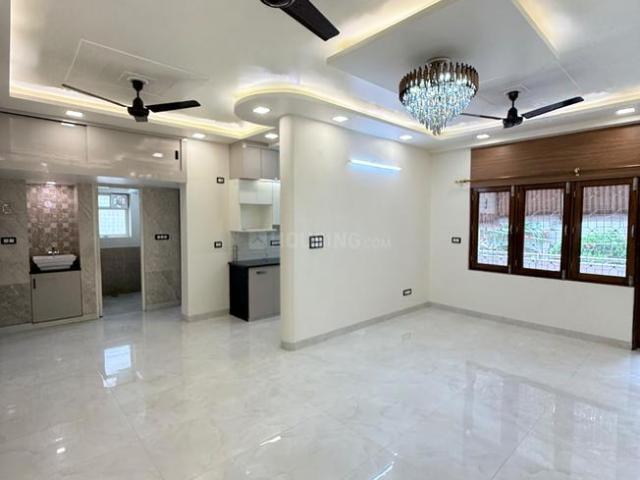 3 BHK Apartment in Patparganj for resale New Delhi. The reference number is 21233138
