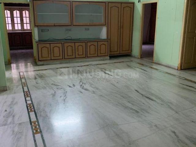 3 BHK Apartment in Padmarao Nagar for rent Secunderabad. The reference number is 5875916