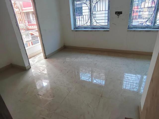 3 BHK Apartment in Paikpara for resale Kolkata. The reference number is 19548396