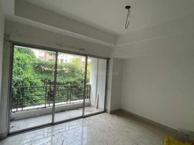 3 BHK Apartment in Paikpara for resale Kolkata. The reference number is 20392745