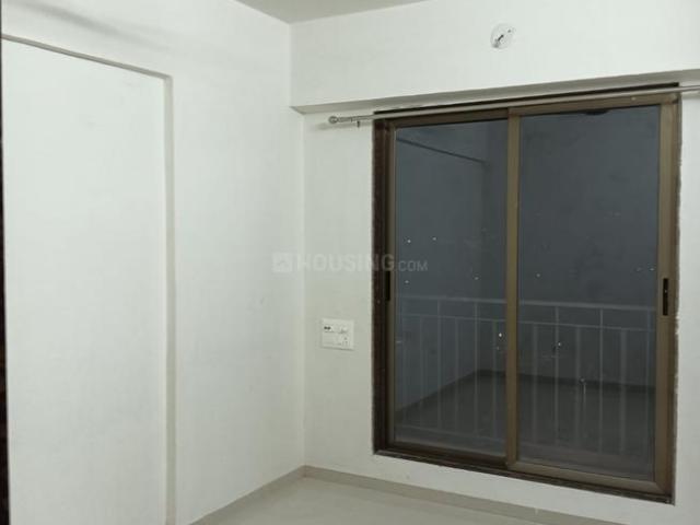 3 BHK Apartment in Pal for rent Surat. The reference number is 19350795
