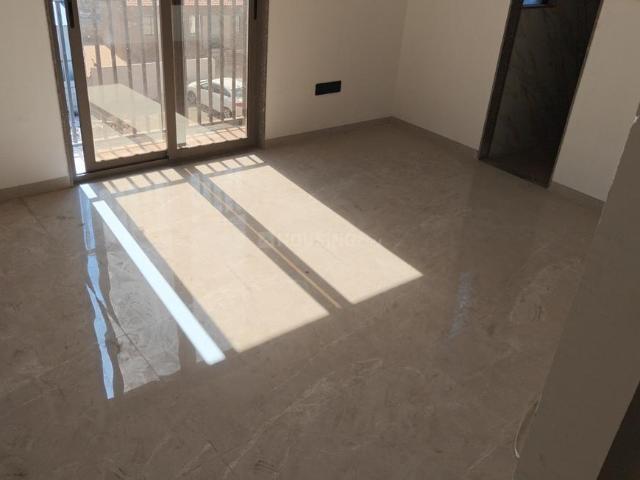 3 BHK Apartment in Pal Gam for resale Surat. The reference number is 19945228