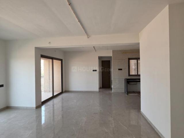 3 BHK Apartment in Pal Gam for resale Surat. The reference number is 20340169