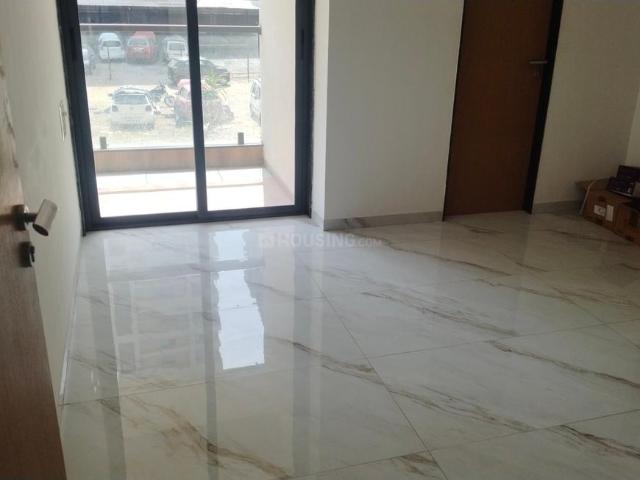 3 BHK Apartment in Pal Gam for resale Surat. The reference number is 20561350