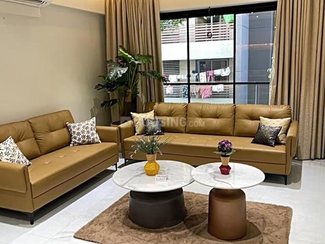 3 BHK Apartment in Palanpur for resale Surat. The reference number is 19720645